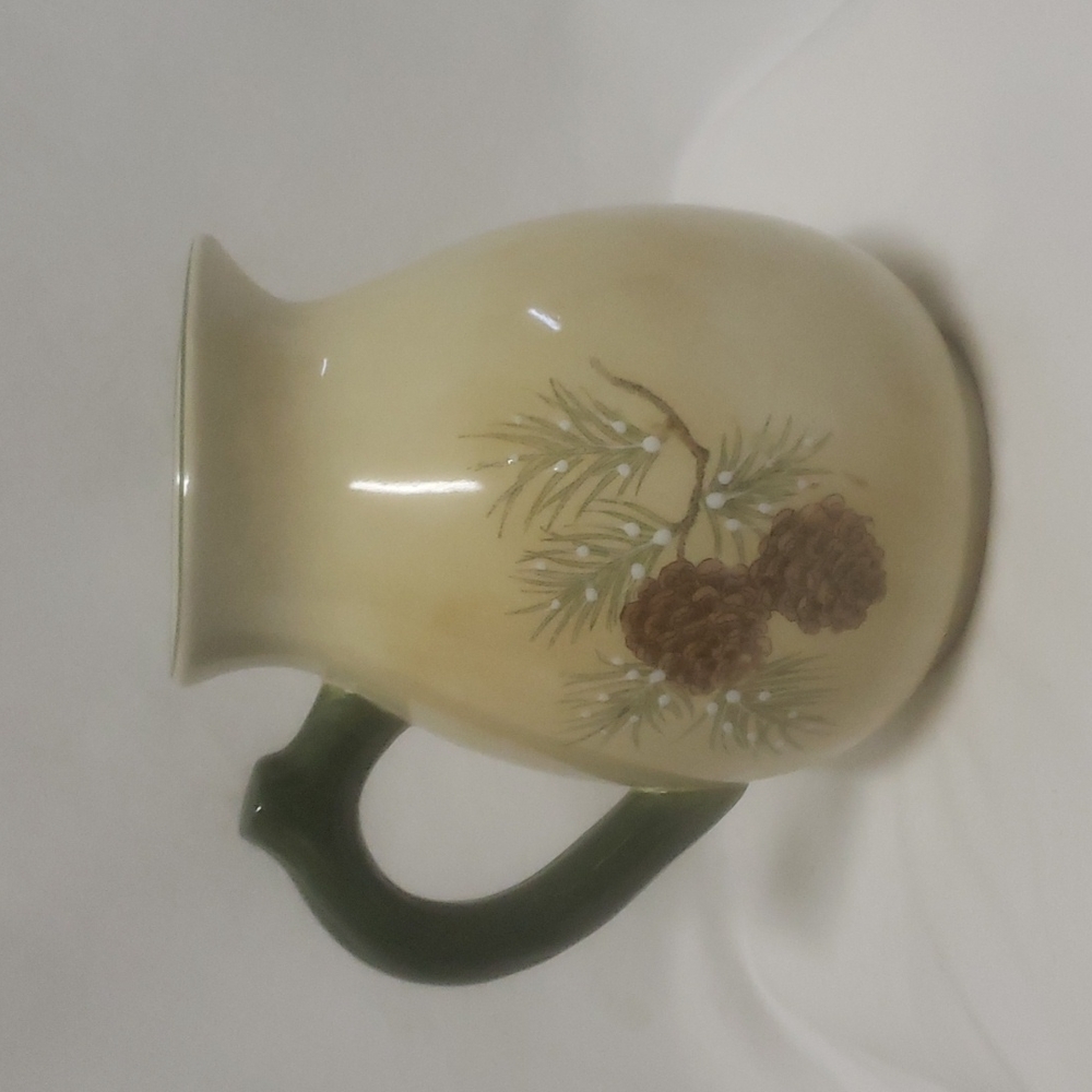 Pacific Rim Cardinal Pitcher - Picture 2 of 5